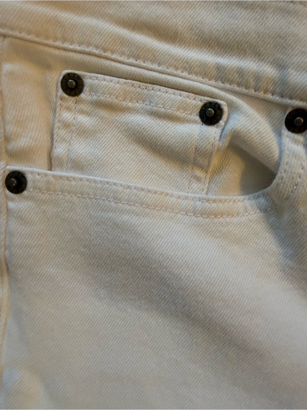 J. Crew White Classic Straight Stretch Mid-Rise Jeans 31/28 Coastal Preppy NICE! - Picture 4 of 8